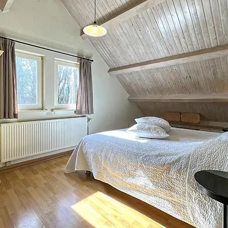 Schönes Haus In Mit Wlan Ferienhaus *